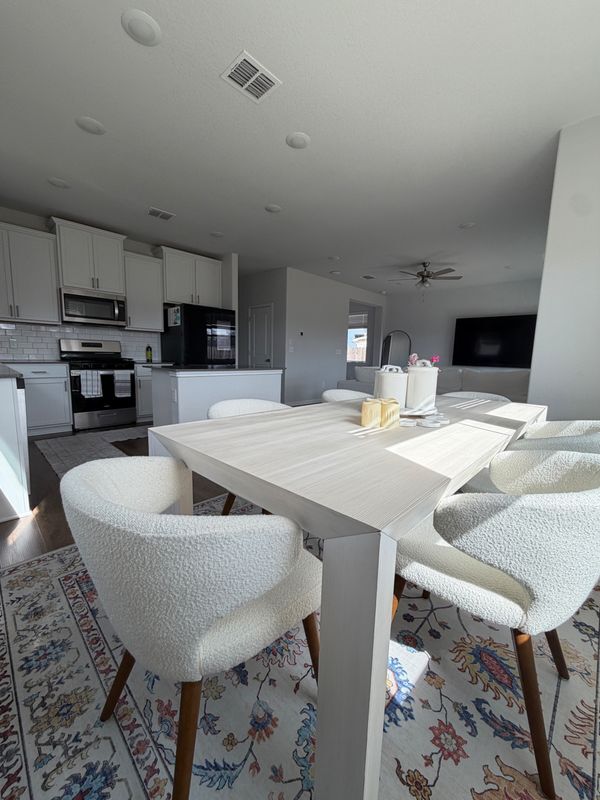 Building Photo - 6554 Marsh Ln