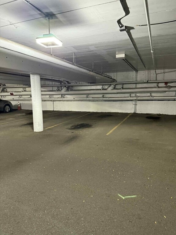 Building Photo - 15 Fuller St