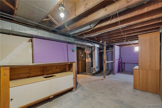 Building Photo - 94 Tudor Rd