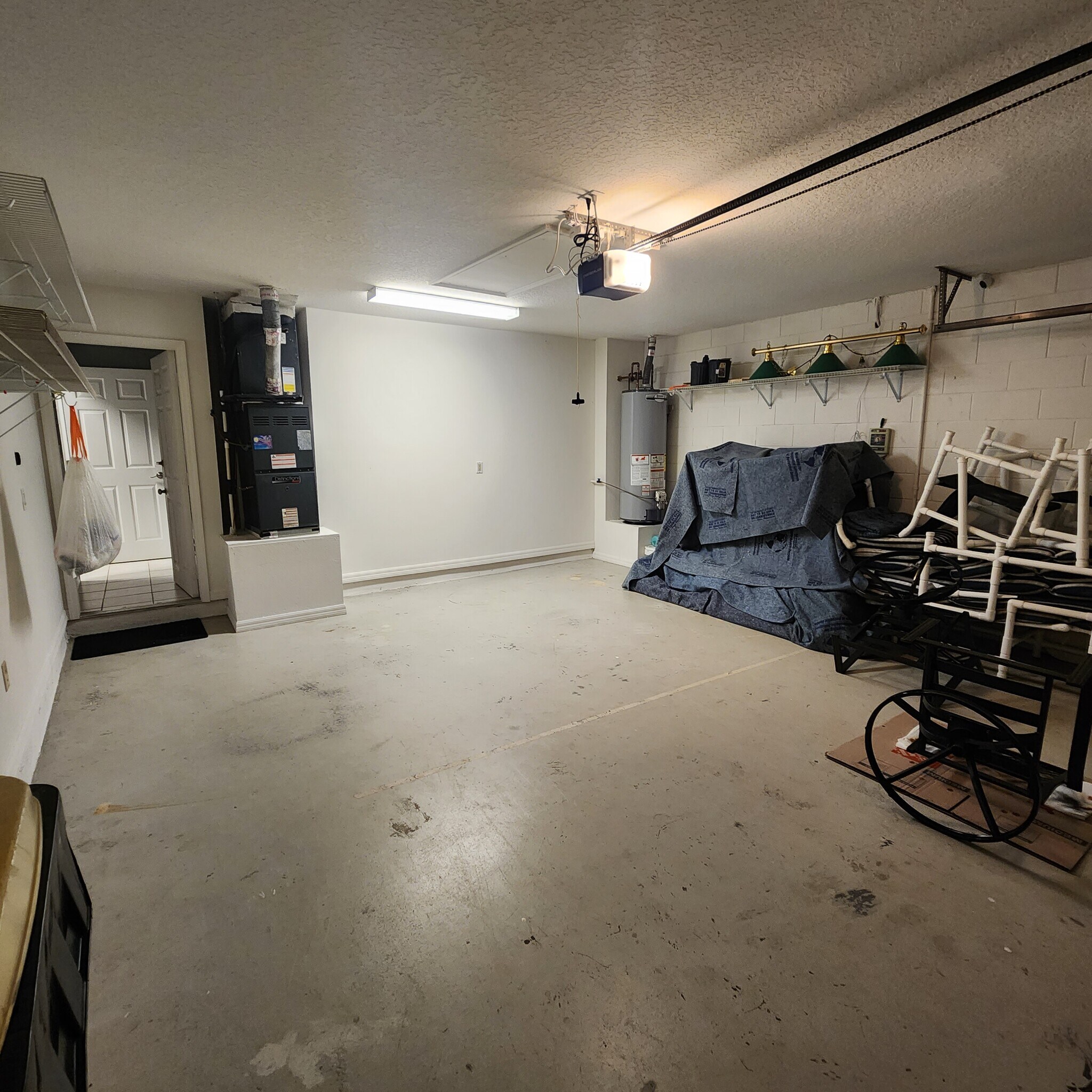 Building Photo - 155 Sela Ct