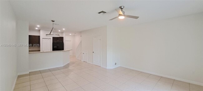 Building Photo - 3526 NW 29th Ct