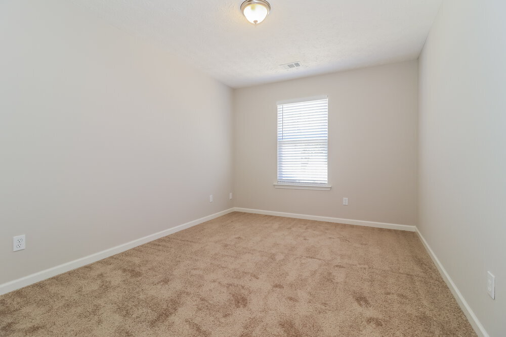 Building Photo - 141 Oak Grove Pl