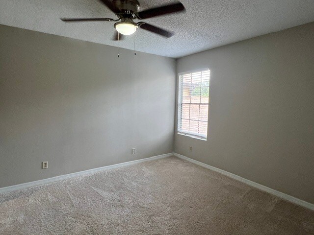 Bedroom - 351 Lone Hill Dr