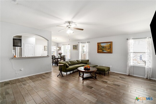 Building Photo - 5634 Stonehaven Dr