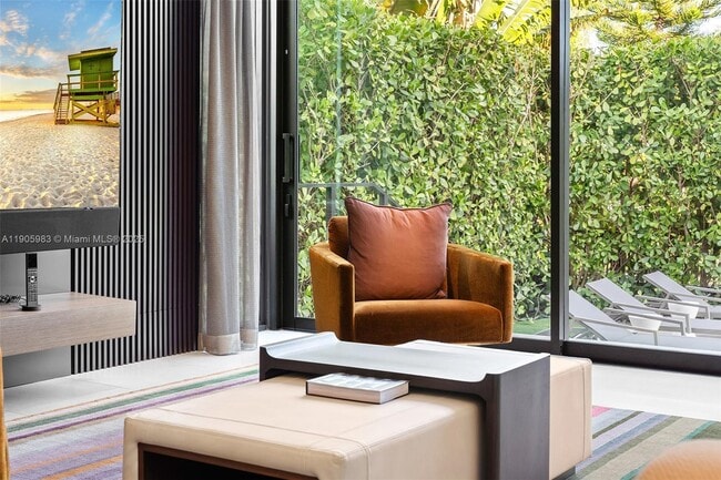 Building Photo - 4585 Nautilus Dr