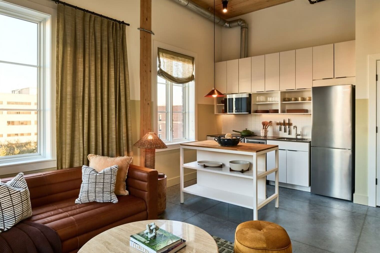 Building Photo - 711 Ann St