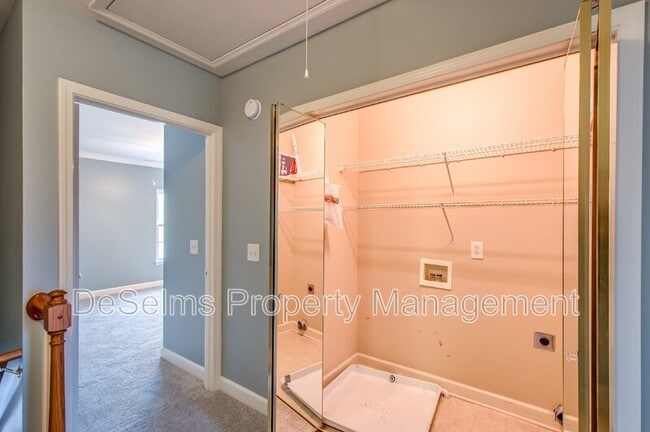 Building Photo - 1625 Brentwood Pointe