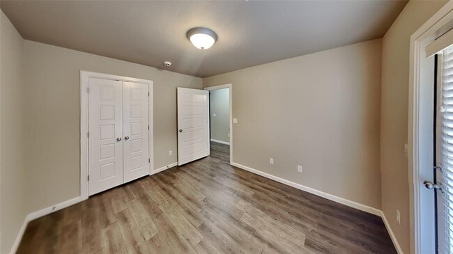 Building Photo - 8809 SW 55th St