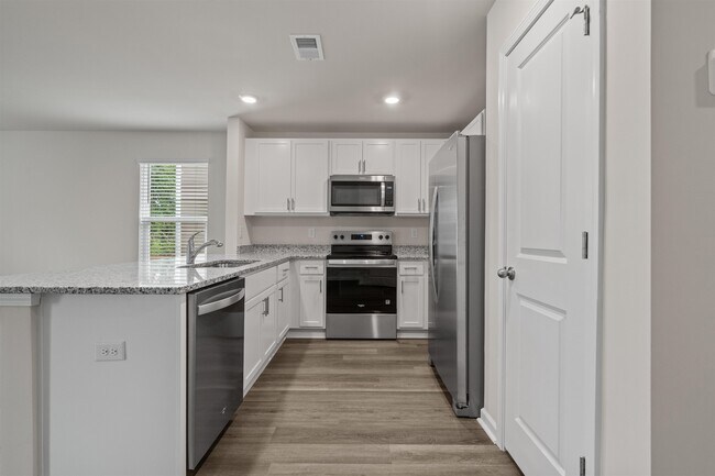 Building Photo - 547 Gemstone Blvd
