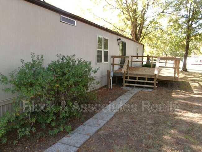 Building Photo - 6991-A Spencer Dixon Rd