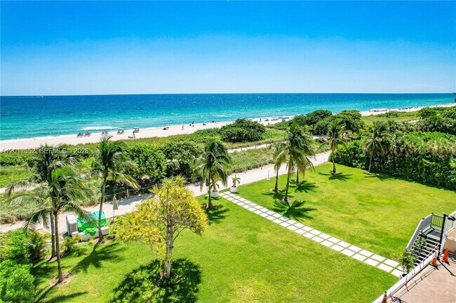 Building Photo - 9511 Collins Ave