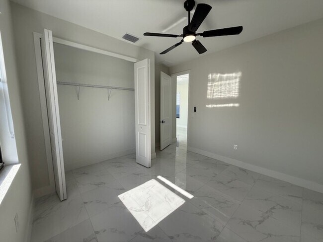 Building Photo - Brand-New 3-Bedroom Home for Rent in Lehigh Acres – Modern Design + Special Offer!