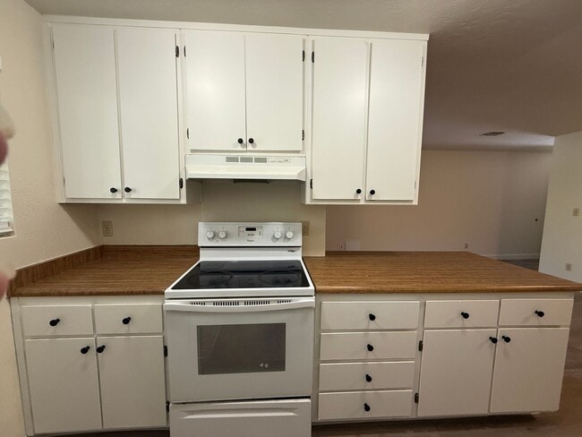Building Photo - 1 Bedroom Condo for Rent South Reno (Donner Creek Village)