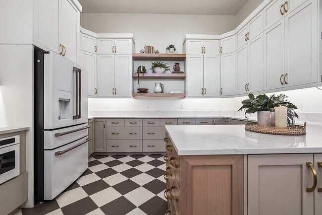 Building Photo - 12401 Rivendell Ct