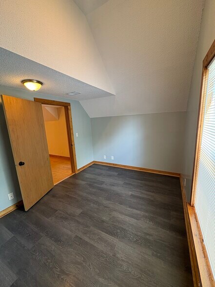 Building Photo - 1060 3rd St NW