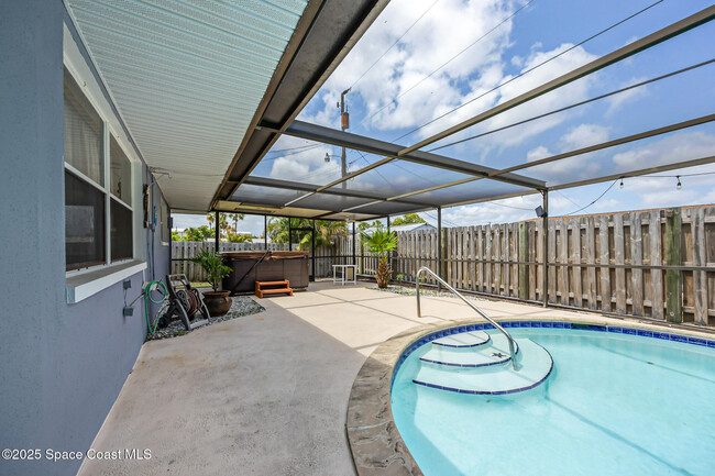 Building Photo - 382 Chester Dr
