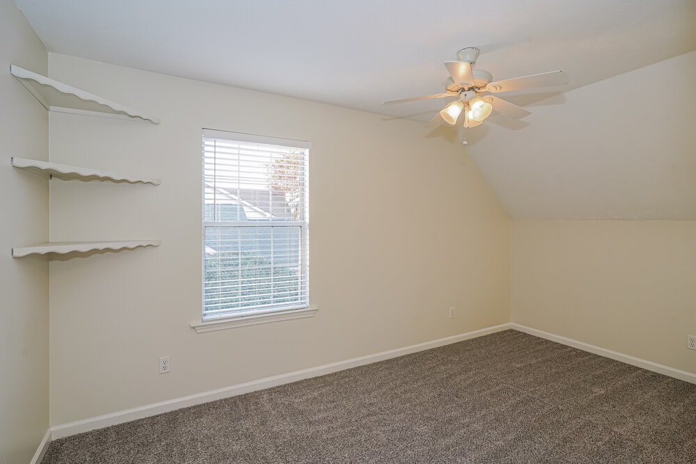 Building Photo - 517 Federal Ct