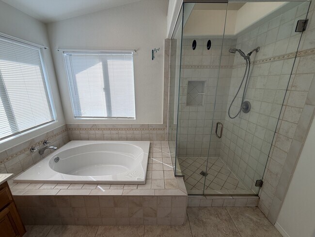 Building Photo - 6781 Angelina Ct