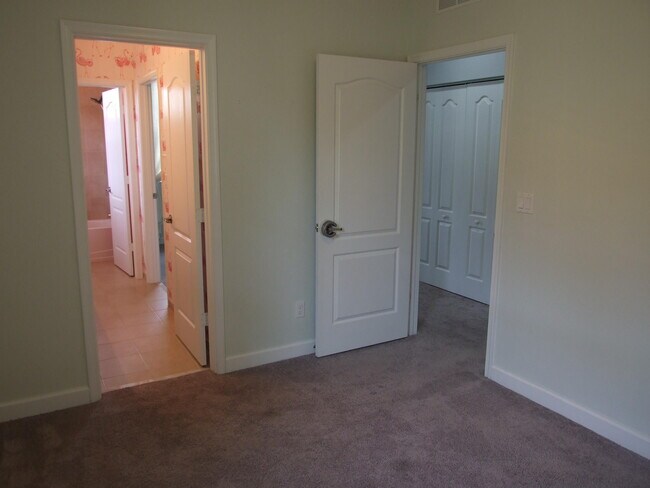 Building Photo - 9602 SW Purple Martin Way