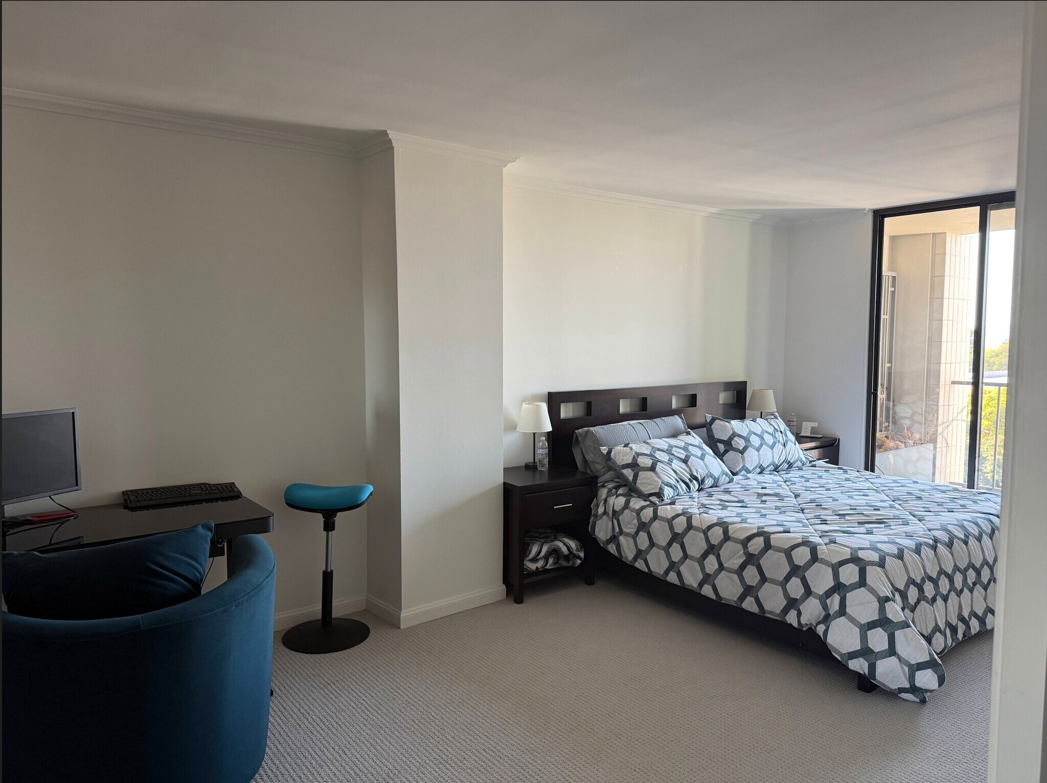 Building Photo - 150 Lombard St