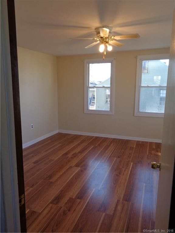 Building Photo - 454 Middle Tpke E