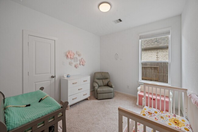 Building Photo - 15727 Autumn Sun Court