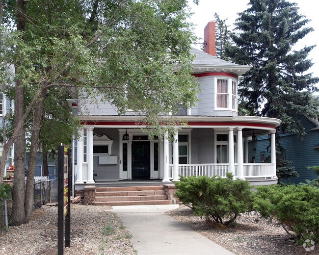 Building Photo - 727 N Nevada Ave