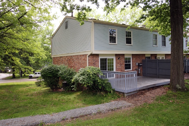 Building Photo - 100 Grouse Ct