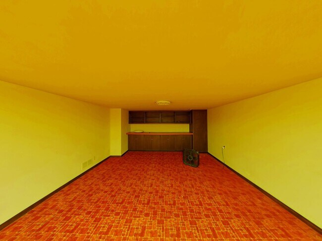 Building Photo - 7761 Killarney Ct