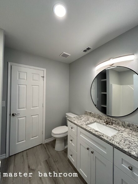 Building Photo - 411 Godfrey St