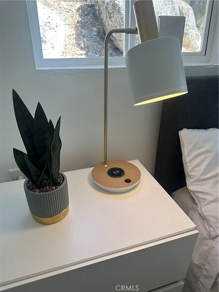 Building Photo - 2490 Fern Dr