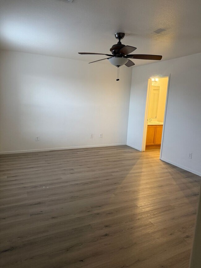 Building Photo - Cute Two Story Gated Townhome In Trilogy!