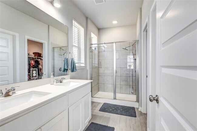 Building Photo - 2917 Birch Pk Path