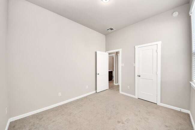 Building Photo - 17409 Turtleweed Ln