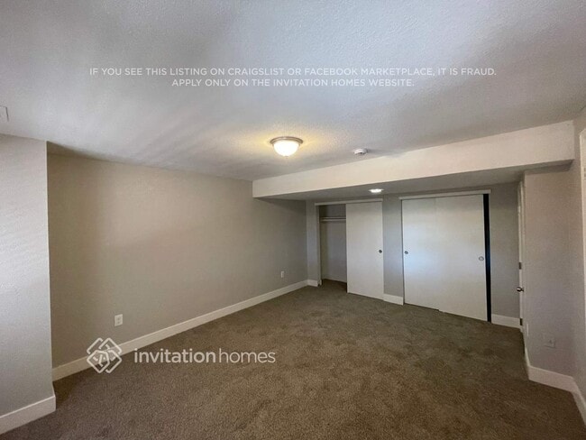 Building Photo - 4892 N Silverlace Dr