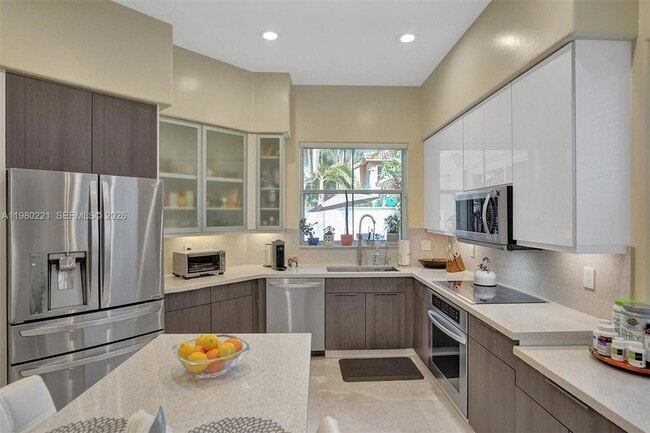 Building Photo - 1529 Shoreline Way