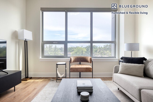 Building Photo - 1446 S Grant St