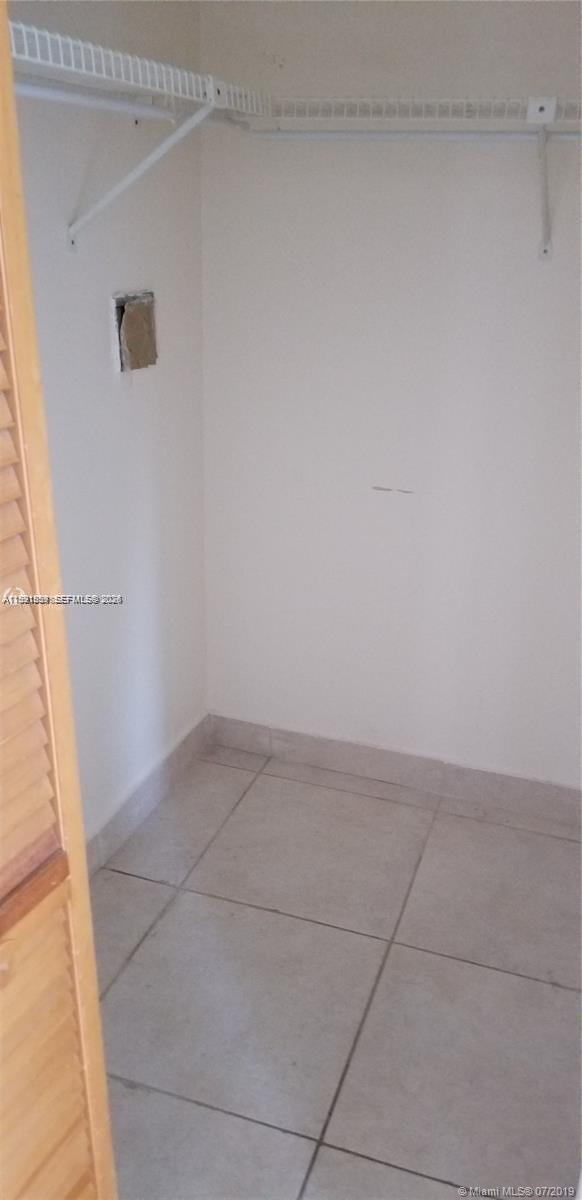 Building Photo - 9135 SW 125th Ave