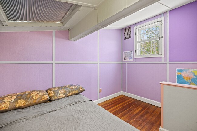 Building Photo - Foggy Bottom Home | 3 Bed | 2.5 Bath | 2,050 Sf | Large Private Patio