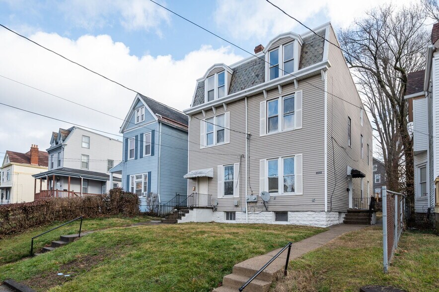 Building Photo - 3328 Fairfield Ave