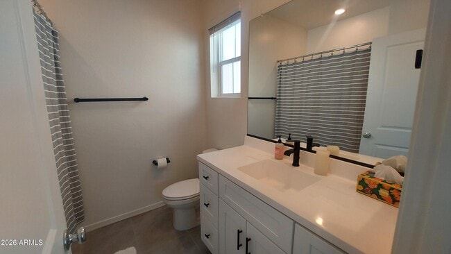 Building Photo - 290 E Markwood Dr