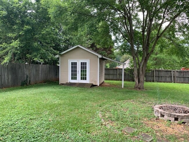 Building Photo - $300 OFF FIRST MONTHS RENT!  COMING SOON 8...