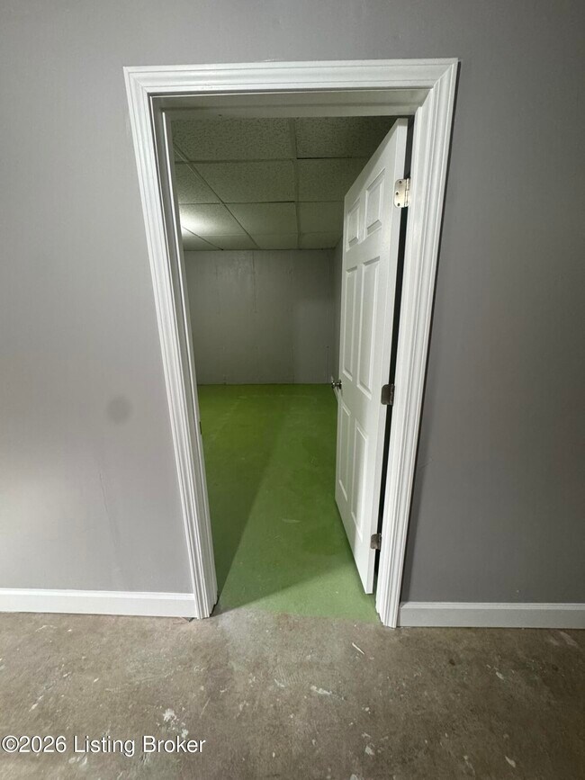 Building Photo - 15002 Old Taylorsville Rd