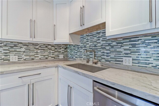 Building Photo - 2156 Via Mariposa E