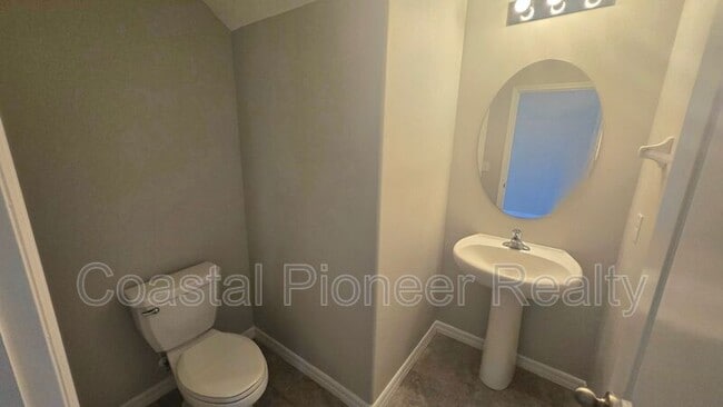 Building Photo - 9613 Sage Creek Dr