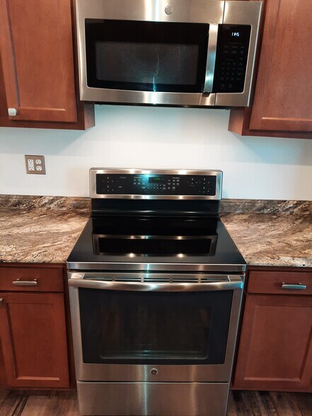 convection oven - 247 Main St