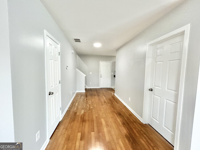 Building Photo - 729 Wheel House Ln