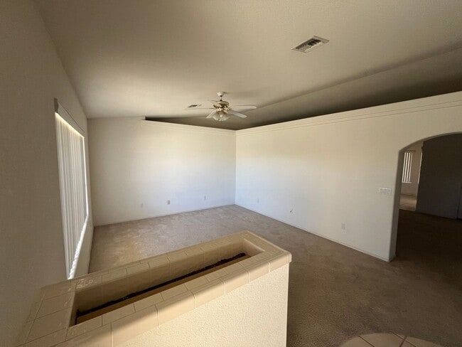 Building Photo - 3 Bedroom - 2 Bath Home