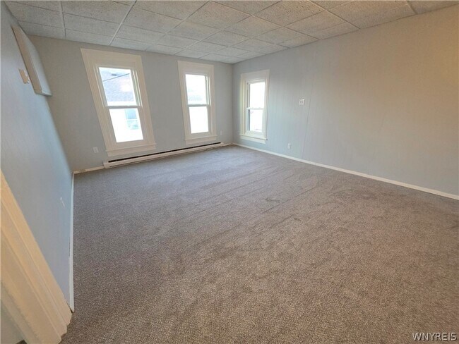 Building Photo - 26 Delaware St