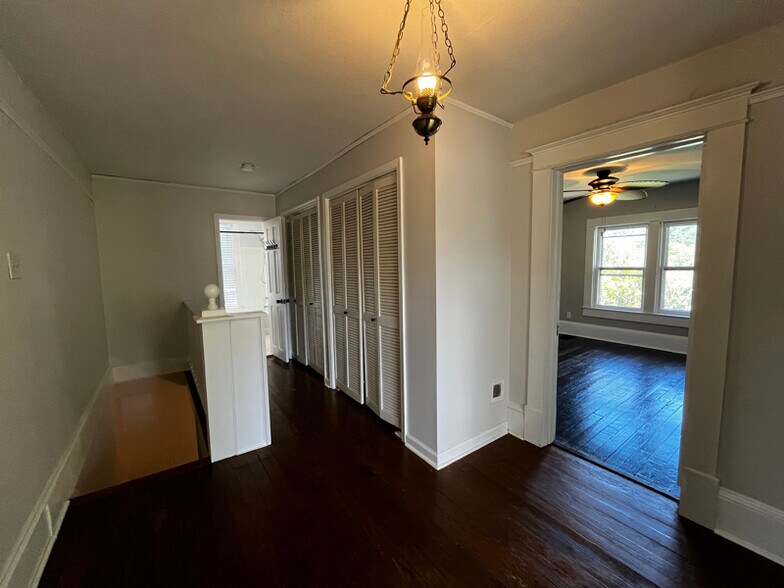 Building Photo - 628 Pisgah Dr